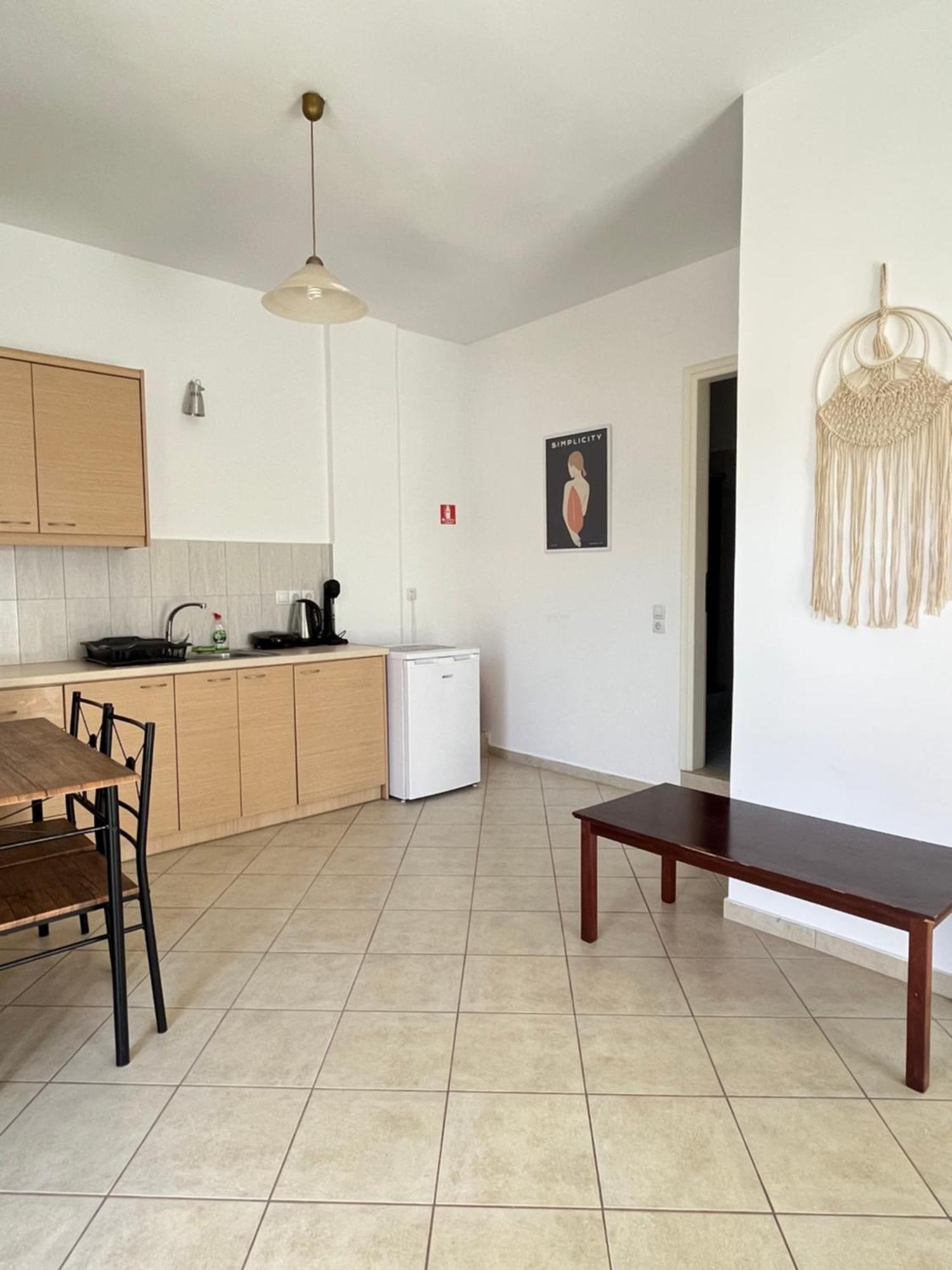 Koutrakis Rooms Finikounta Ngoại thất bức ảnh