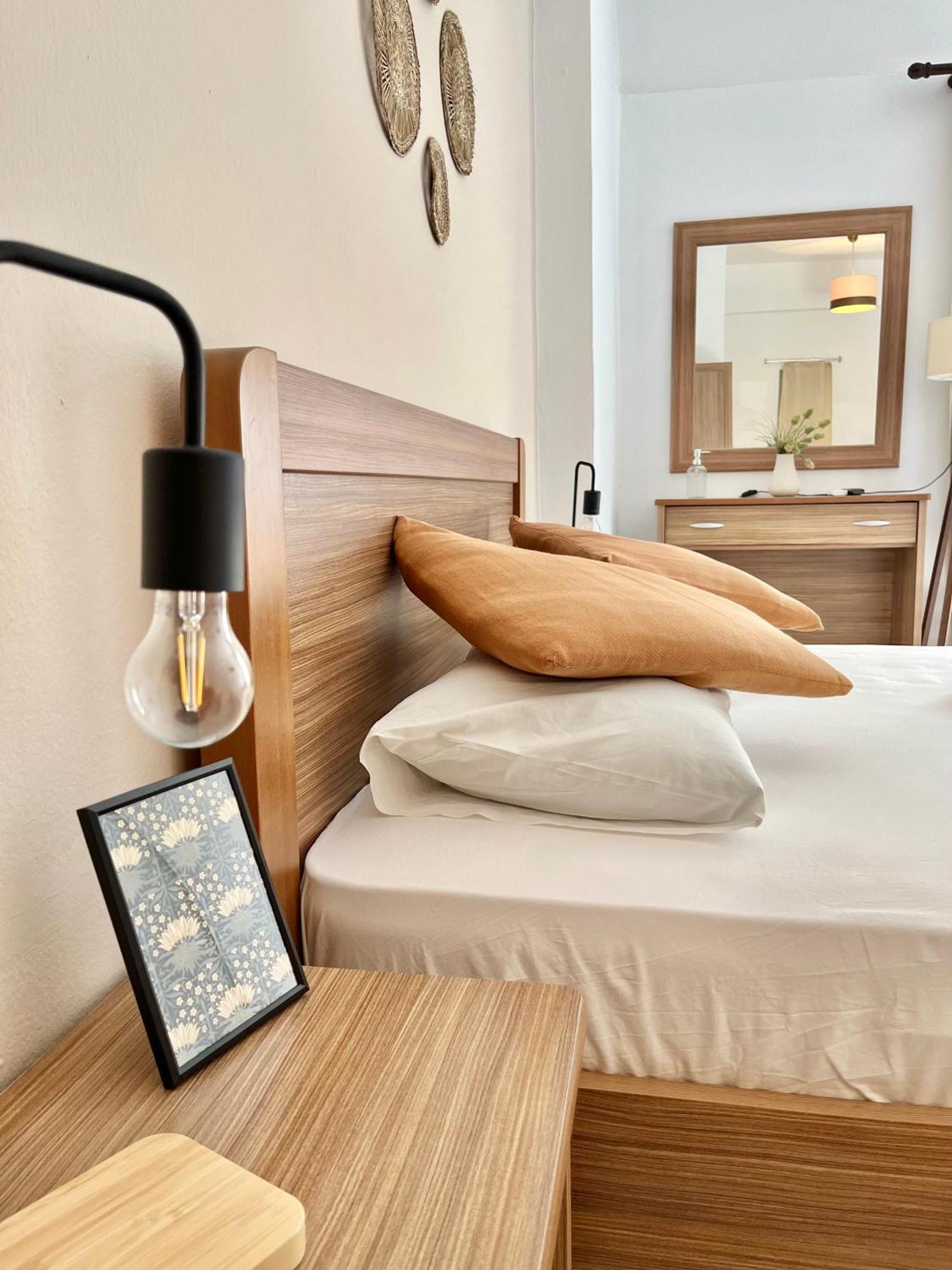 Koutrakis Rooms Finikounta Ngoại thất bức ảnh