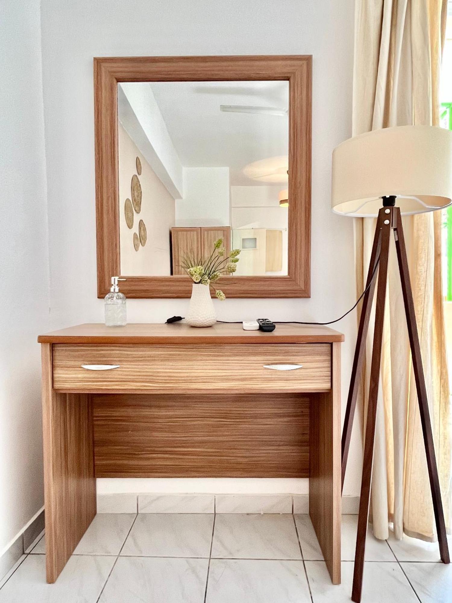 Koutrakis Rooms Finikounta Ngoại thất bức ảnh