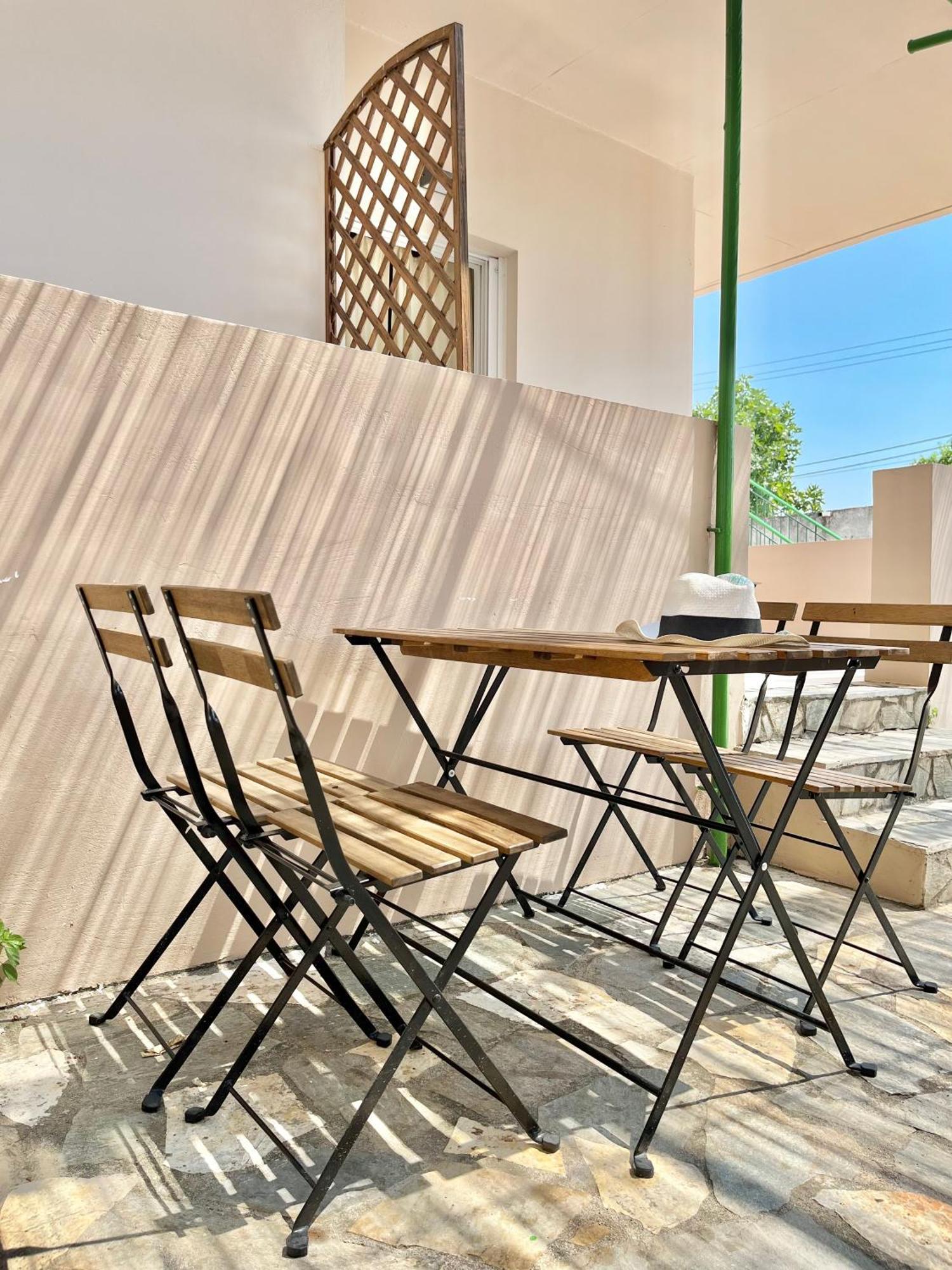 Koutrakis Rooms Finikounta Ngoại thất bức ảnh